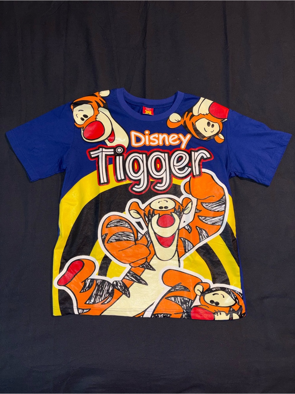 Disney vintage T-shirt tigger pooh blue large all over print AOP
